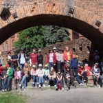 Toruń Tourist - wycieczka szkolna pod gankiem krzyżackiego gdaniska